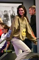 KENDALL JENNER at Philadelphia 76ers vs Brooklyn Nets Game in New York 11/25/2018