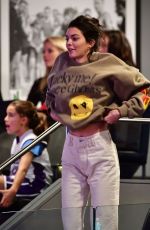 KENDALL JENNER at Philadelphia 76ers vs Brooklyn Nets Game in New York 11/25/2018