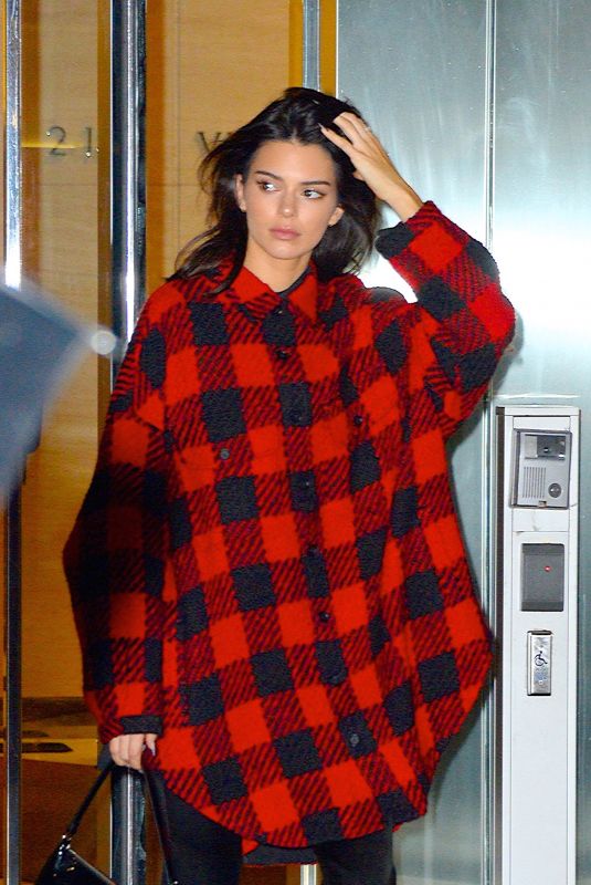 KENDALL JENNER Out in New York 11/02/2018
