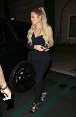 KHLOE KARDASHIAN Leaves BCBC Nail Spa in Thousand Oaks 11/28/2018