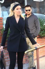 KHLOE KARDASHIAN Leaves Emilio
