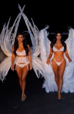 KIM, KOURTNEY and KHLOE KARDASHIAN and KENDALL and KYLIE JENNER as Angels for Halloween in Los Angeles 10/31/2018