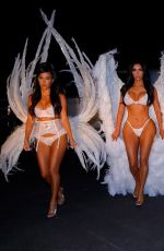 KIM, KOURTNEY and KHLOE KARDASHIAN and KENDALL and KYLIE JENNER as Angels for Halloween in Los Angeles 10/31/2018