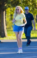 KIRSTEN DUNST on theSet of On Becoming a God in Central Florida in Louisiana 11/27/2018