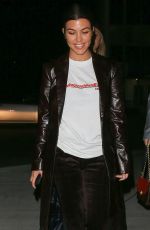 KOURTNEY KARDASHIAN Out and About in Beverly Hills 11/07/2018