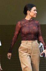KOURTNEY KARDASHIAN Out and About in Calabasas 11/07/2018
