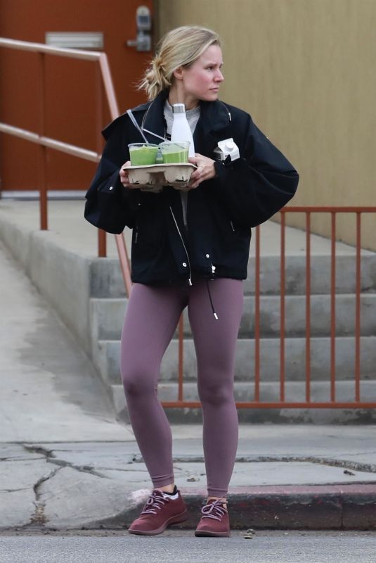 KRISTEN BELL at a Gym in Los Feliz 11/19/2018