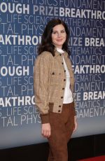 LANA DEL REY at 2019 Breakthrough Prize in Mountain View 11/04/2018
