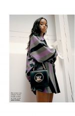 LAURA HARRIER in L