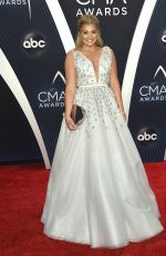 LAUREN ALAINA at 2018 CMA Awards in Nashville 11/14/2018