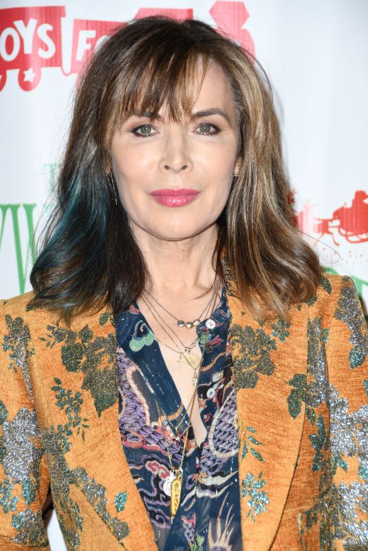 LAUREN KOSLOW at Aquaman Premiere in London 11/26/2018