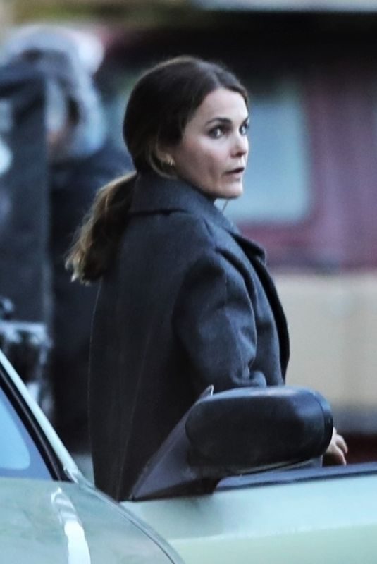LERI RUSSELL on the Set of Antlers in Hope 11/12/2018