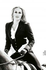 LINDSEY VONN in The Red Bulletin, December 2018 Issue