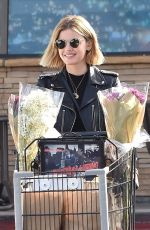 LUCY HALE Shopping at Ralphs in Los Angeles 11/21/2018