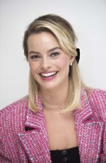 MARGOT ROBBIE at Mary Queen of Scots Press Conference in Los Angeles 11/17/2018