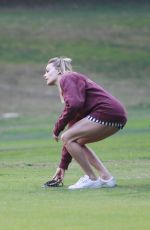 MARGOT ROBBIE Playing Golf in Los Angeles 11/11/2018