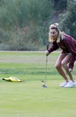 MARGOT ROBBIE Playing Golf in Los Angeles 11/11/2018