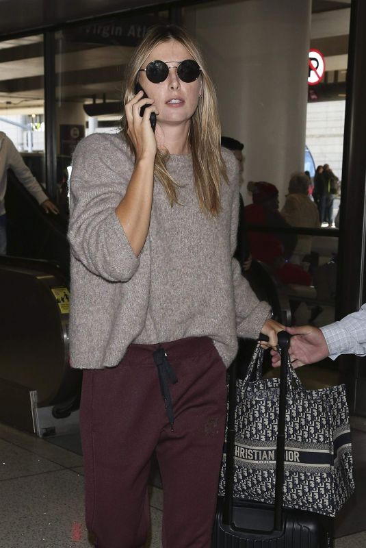 MARIA SHARAPOVA at Los Angeles International Airport 11/27/2018