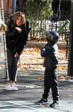 MARISKA HARGITAY on the Set of Law & Order: pecial Victims Unit 11/16/2018