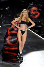 MARTHA HUNT at Victoria