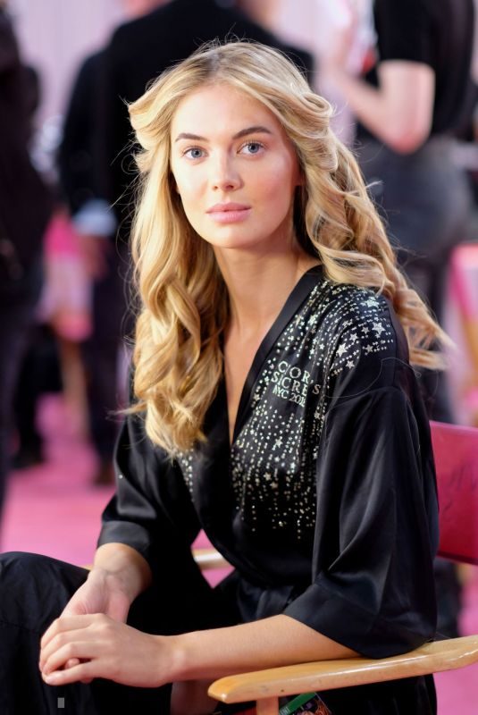 MEGAN WILLIAMS on the Backstage of Victoria’s Secret Fashion Show in New York 11/08/2018