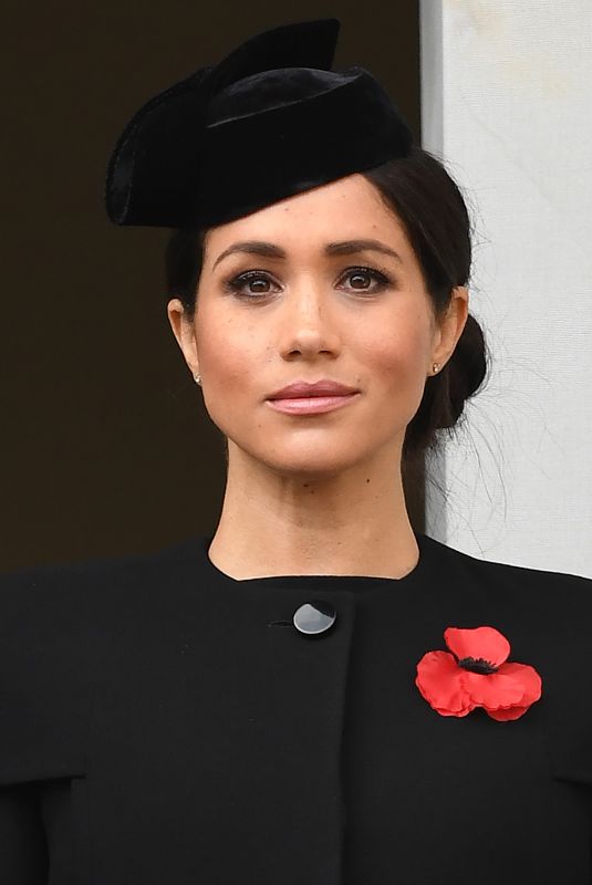 MEGHAN MARKLE at Annual Remembrance Sunday Memorial in London 11/11/2018