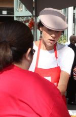 MINNIE DRIVER at Los Angeles Mission Thanksgiving Event 11/21/2018