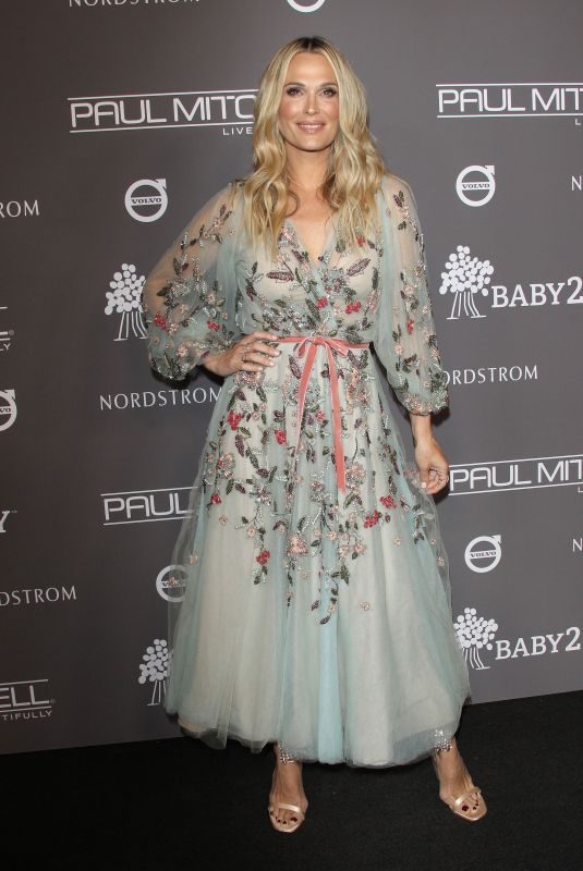 MOLLY SIMS at Baby2baby Gala 2018 in Culver City 11/10/2018