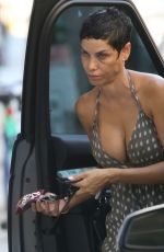 NICOLE MURPHY Out and About in Beverly Hills 11/08/2018