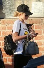 PARIS HILTON Arrives for a Dentist Appointment in Los Angeles 11/26/2018