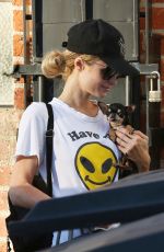 PARIS HILTON Arrives for a Dentist Appointment in Los Angeles 11/26/2018