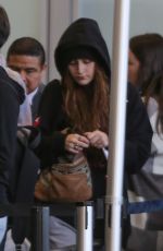 PARIS JACKSON at Los Angeles international Airport 11/12/2018