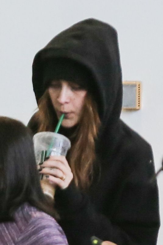 PARIS JACKSON at Los Angeles international Airport 11/12/2018