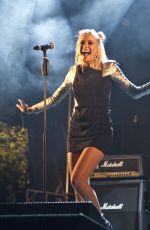 PIXIE LOTT Performs at City of Perth Christmas Lights in Perth 11/17/2018