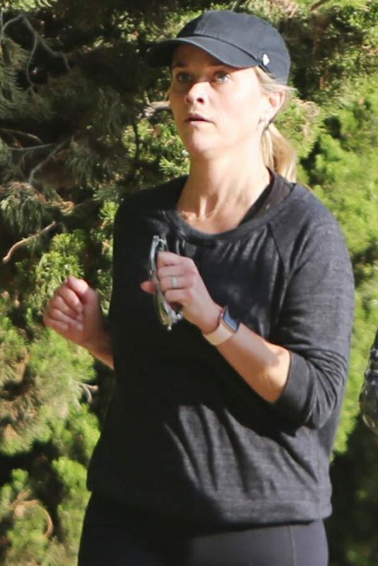 REESE WITHERSPOON Out Jogging in Brentwood 11/08/2018
