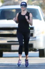 REESE WITHERSPOON Out Jogging in Pacific Palisades 11/02/2018