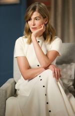 ROSAMUND PIKE at Variety’s Actors on Actors Awards Studio in Los Angeles 11/18/2018