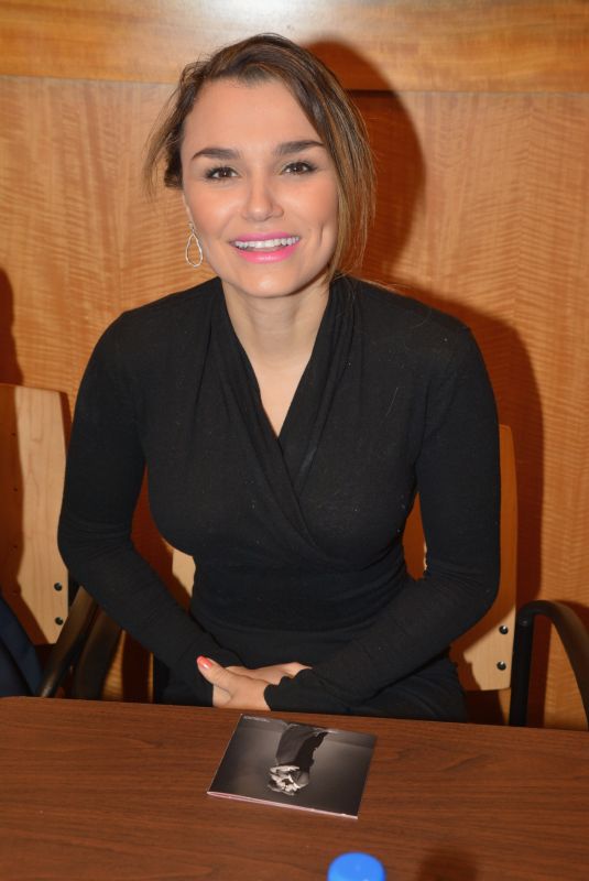 SAMANTHA BARKS at Pretty Woman Album Release at Barnes & Noble in New York 11/15/2018