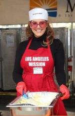 SANDRA TAYLOR at Los Angeles Mission Thanksgiving Event 11/21/2018