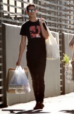 SARAH HYLAND and Wells Adams Shopping at Farmer