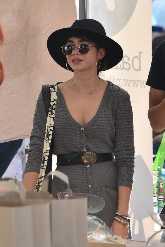 SARAH HYLAND and Wells Adams Shopping at Farmer