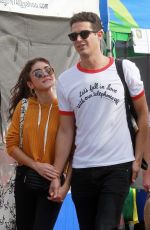 SARAH HYLAND Shopping at Farmers Market in Studio City 11/04/2018