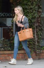 SARAH MICHELLE GELLAR Out and About in Los Angeles 11/20/2018