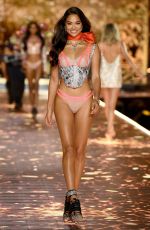 SHANINA SHAIK at Victoria’s Secret 2018 Show in New York 11/08/2018