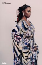 SHANOLA HAMPTON in Bello Magazine