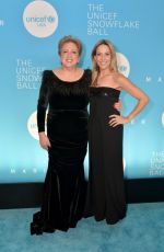 SHERYL CROW at Unicef USA 2018 Snowflake Ball in New York 11/27/2018