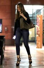 SOFIA VERGARA Leaves a Medical Building in Beverly Hills 11/28/2018