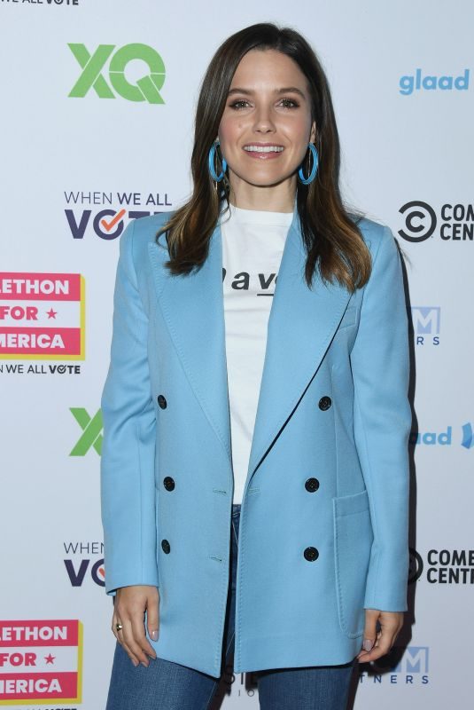 SOPHIA BUSH at Telethon for America at Youtube Space LA in Los Angeles 11/05/2018