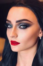 SOPHIE TURNER as Morticia Addams, 11/02/2018 Instagram Pictures