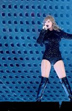TAYLOR SWIFT Performs at Her Reputation Tour in Sydney 11/02/2018